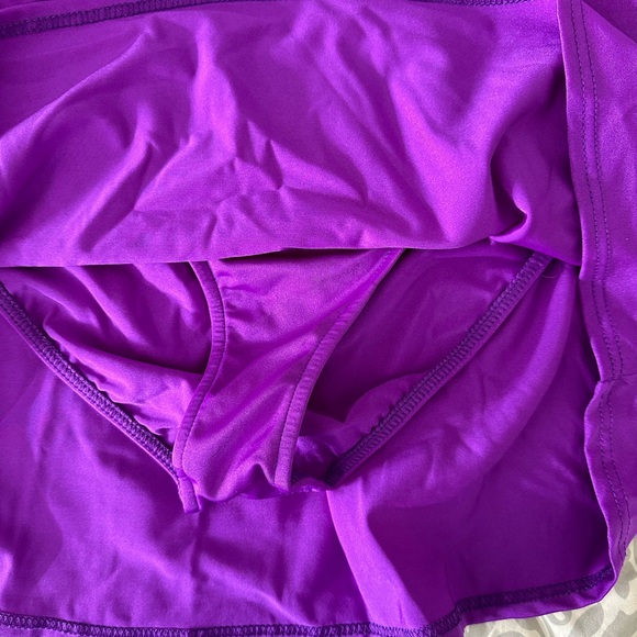 Venus swimsuit purple bottoms 10 top C - Picture 3 of 5